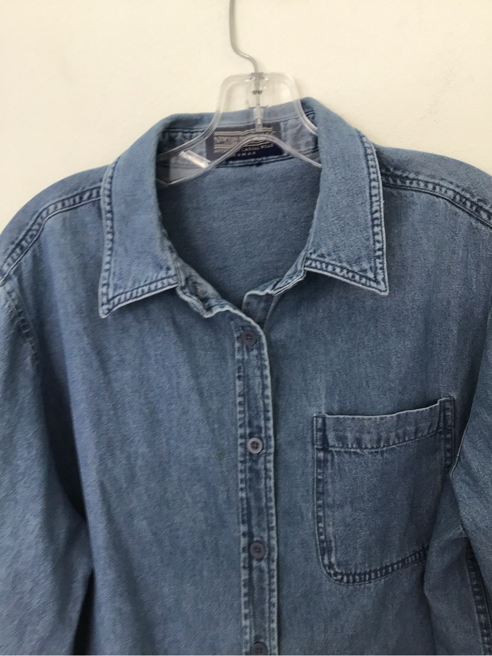 Newton Trading Co Denim Button Up Shirt Women’s Chambray Long Sleeve Top XL - Picture 4 of 5